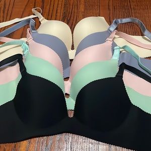 Wireless bra set